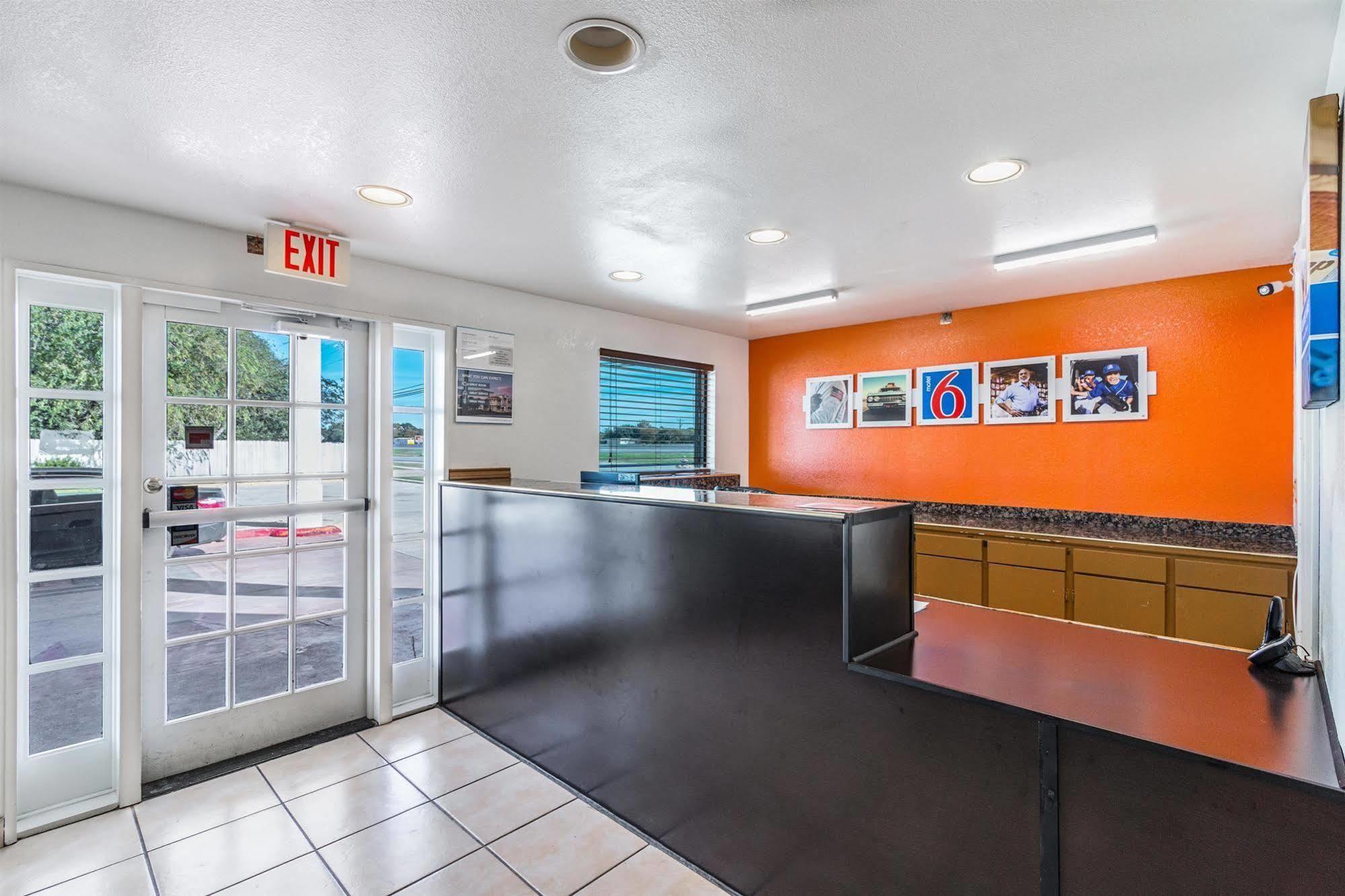 Motel 6-San Marcos, Tx - North Eksteriør billede