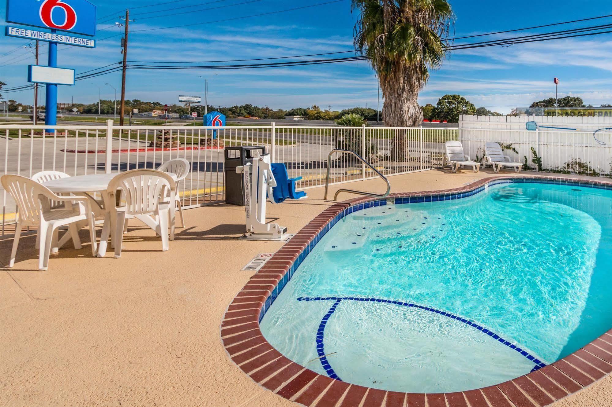 Motel 6-San Marcos, Tx - North Eksteriør billede